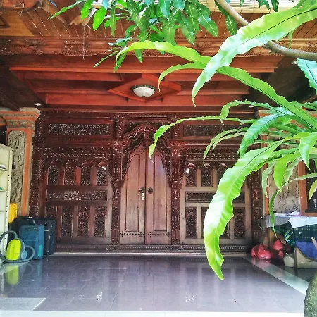 Nuriani Guest House